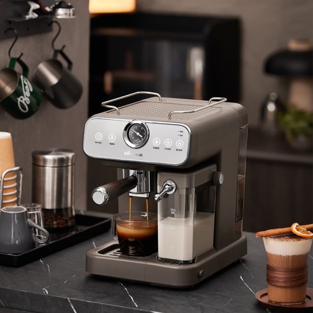 开云电竞花式咖啡机：在家轻松制作巨匠级咖啡